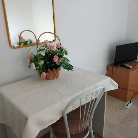 公寓式酒店 Nonna Marija Nine 罗维尼