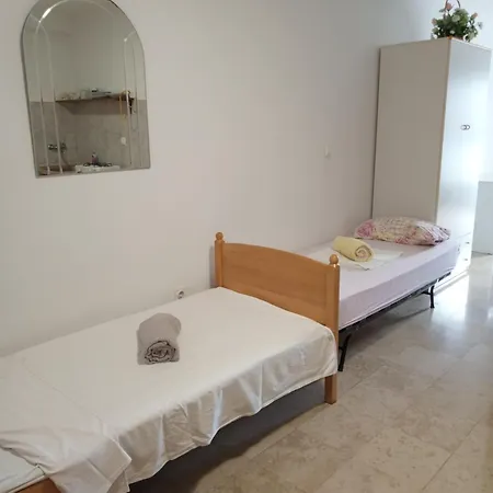 Luna Tsuki Nine Aparthotel Rovinj