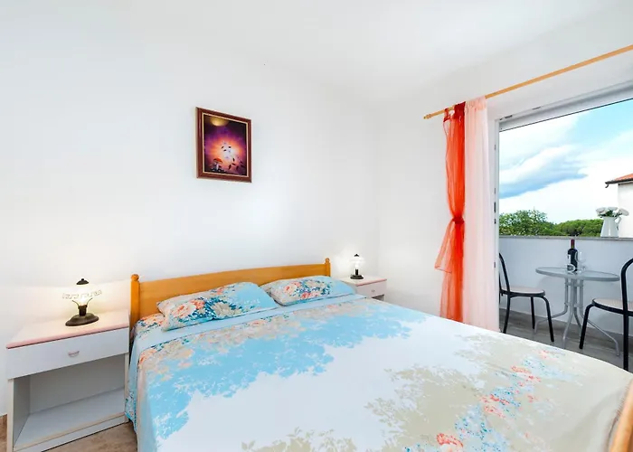 Aparthotel Nonna Marija Nine