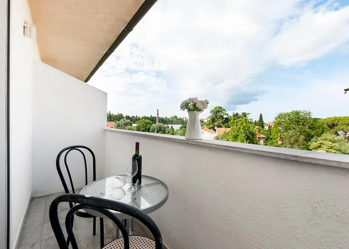 Nonna Marija Nine Aparthotel 3*